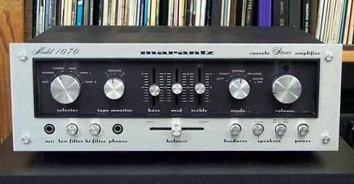 Onkyo Amp/Pre-Amp Score-marantz1070-front_700.jpg