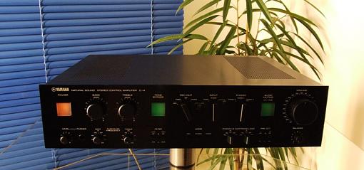 Marantz 1060-c4.jpg