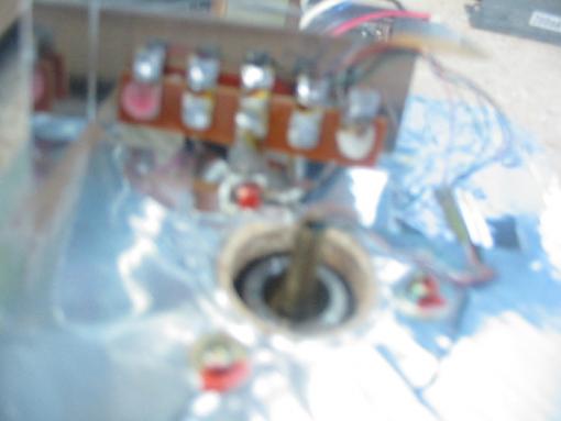rewiring the turntable-under-metal-plate.jpg