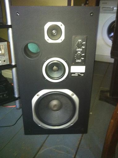 Somebody have info on Aurex Excalibur speaker CS-830 thanks !!-photo.jpg
