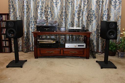 Building your own HiFi rack/Stacking Amp on top of CD player-001-smaller.jpg