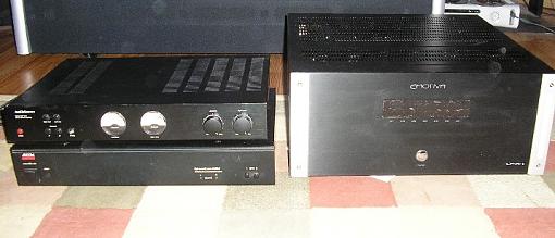 Emotiva LPA-1, 7 channel amplifier-side_comp.jpg
