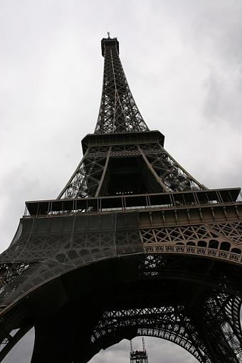 Snail shortage in Paris linked to one man-paris-2010-141-ar-x-3.jpg