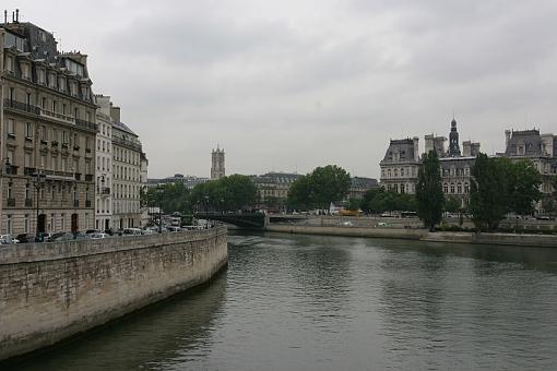 Snail shortage in Paris linked to one man-paris-2010-207-small.jpg