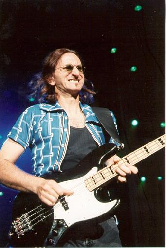 Phil Collins - I will play no more forever-371x555geddy.jpg