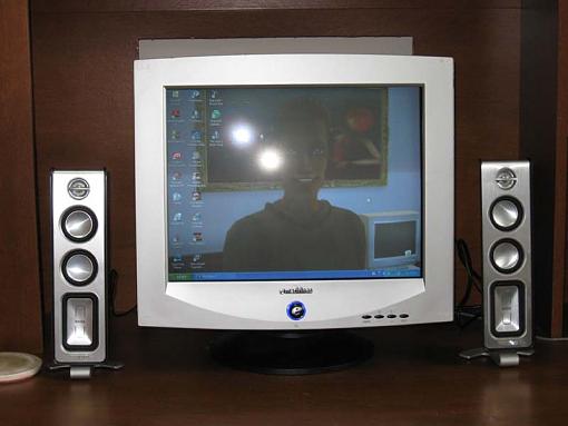 Philips powered speakers-picture-006.jpg
