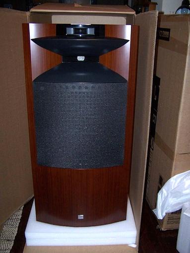 Jbl K2 S9900-k2-out-box.jpg