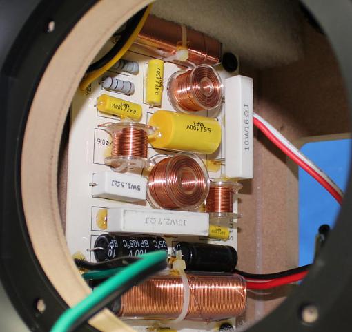 Oops I did it again...-jbl_studio5308_frequenzweiche1-x-over.jpg