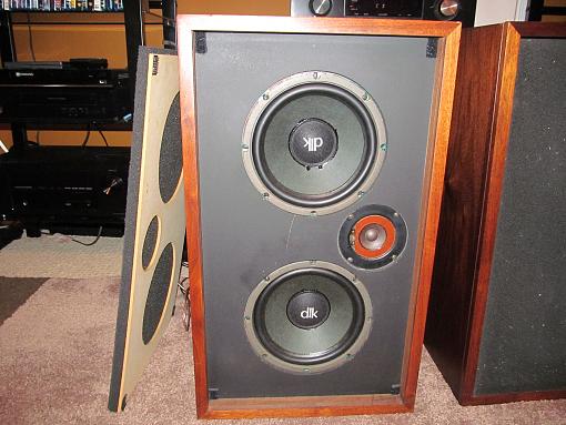 Garage Sale finds - DLK speakers - Sherwood receiver - Technics SL-220-img_1366.jpg